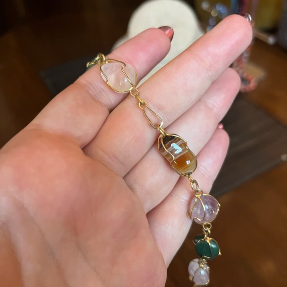 Vintage natural stone and goldtone necklace with closure, 32” - Picture 5 of 6